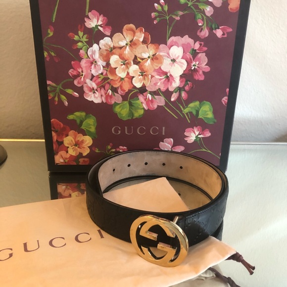 ❤️SOLD❤️Authentic Black And Gold Gucci Belt - Picture 10 of 16